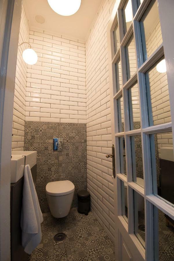 George Enescu Suites Bucarest Esterno foto